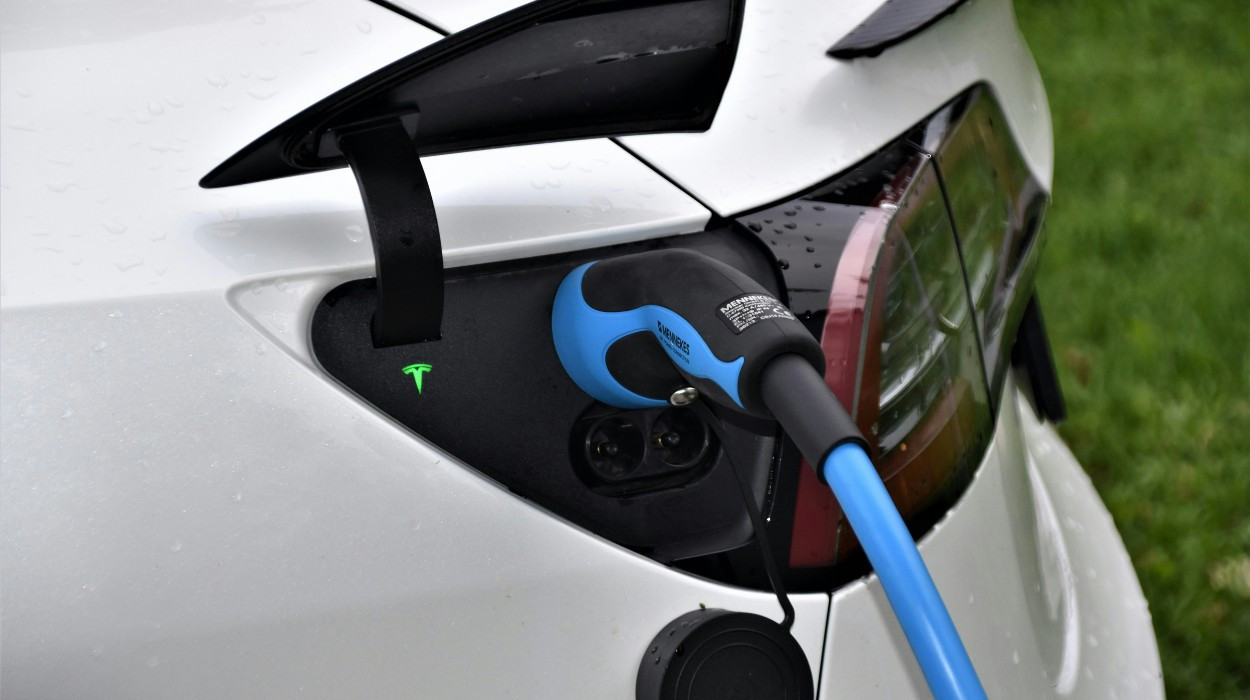 Charging Your Tesla Efficiently