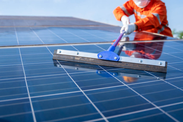 Monitoring, Operations and Maintenance for Business Solar Panels